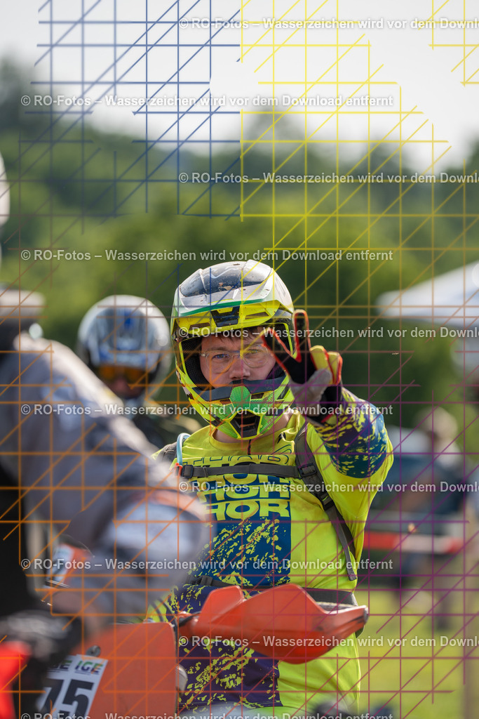 Wolfshausen 4 Lauf -176 | Sportfotografie von RO-Fotos: Motorsport, Motocross, Enduro, Laufveranstaltungen und Triathlon. Professionelle Fotos von Sportlern und Events. - Realisiert mit Pictrs.com
