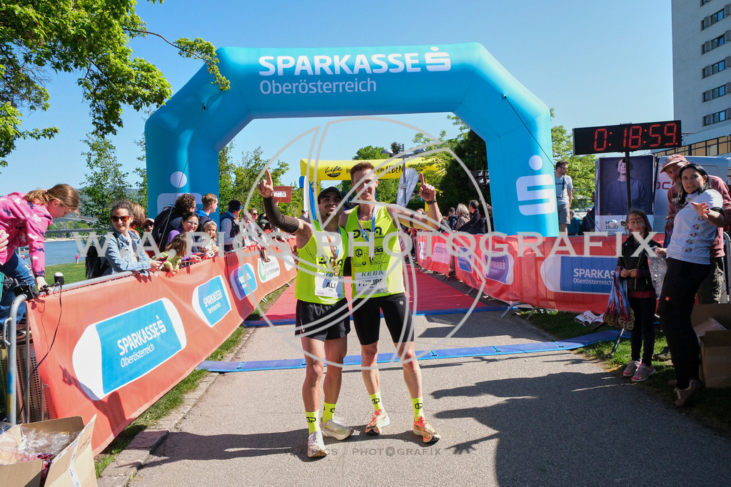 ..... | LINZ,AUSTRIA,27.April 24, Int. 3 Brückenlauf Linz  , Image shows: Photo: WAPICS / Michael ring