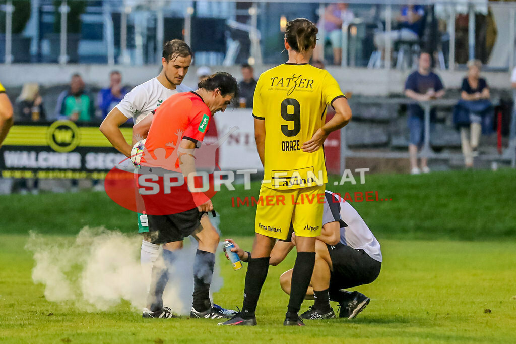 SV Feldkirchen - SC Launsdorf 2-1, Unterliga Ost | Schiedsrichter Stakic Nenad SV Feldkirchen - SC Launsdorf 2-1 am 23.08.2023 in Feldkirchen
(Modehaus NIMO Arena), Austria, (Photo by Ernst Krawagner sport-fan.at) - Realisiert mit Pictrs.com