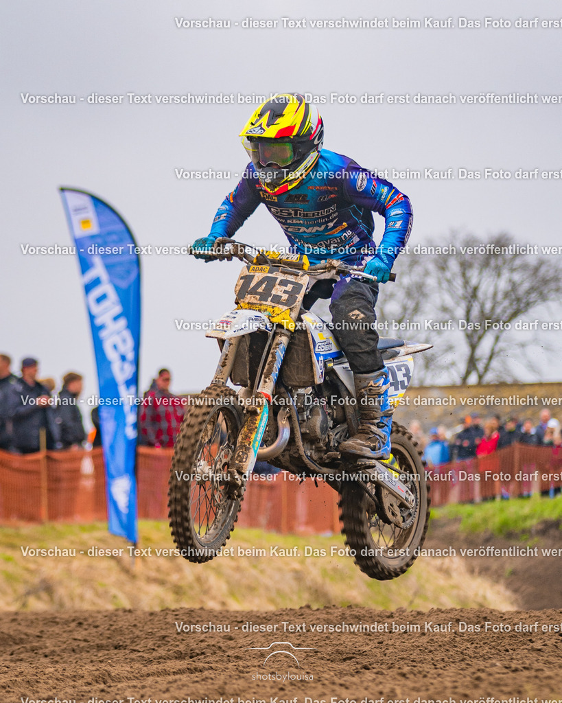 20260412_MCCBensdorf-1261 | Sportfotografin aus Berlin-Brandenburg mit Fokus auf Motocross. Ich halte deine sportliche Leistung und echte Emotionen auf und neben der Strecke professionell fest. Entdecke die Fotos von deinem Rennen und bestelle sie direkt hier im Shop.