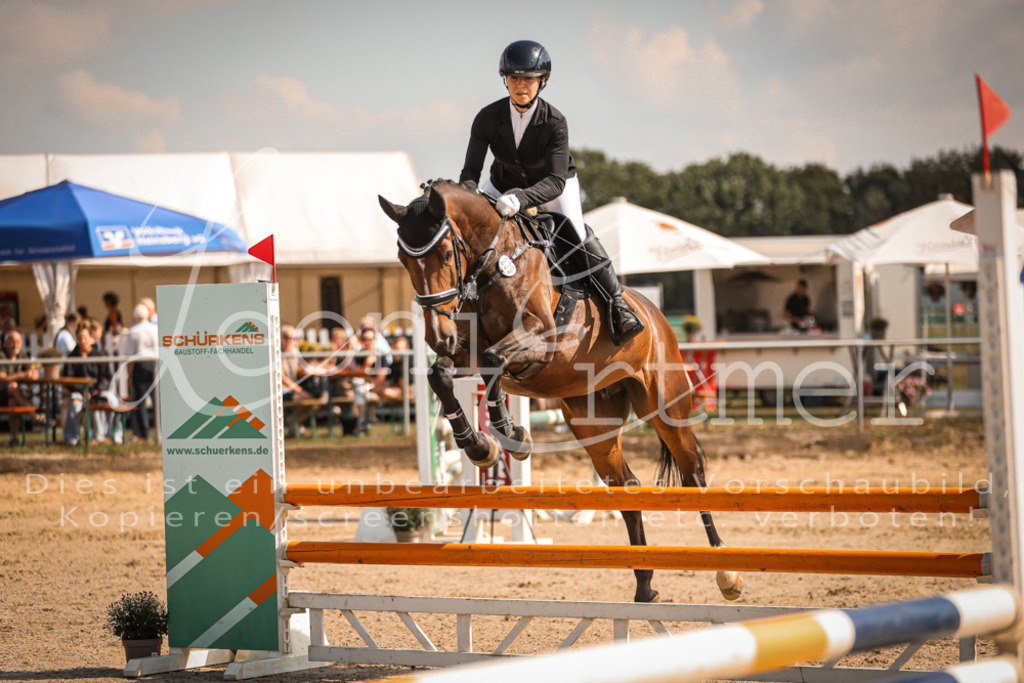 24.FrSpA00189 | Leoni Ertmer Photography - Realisiert mit Pictrs.com