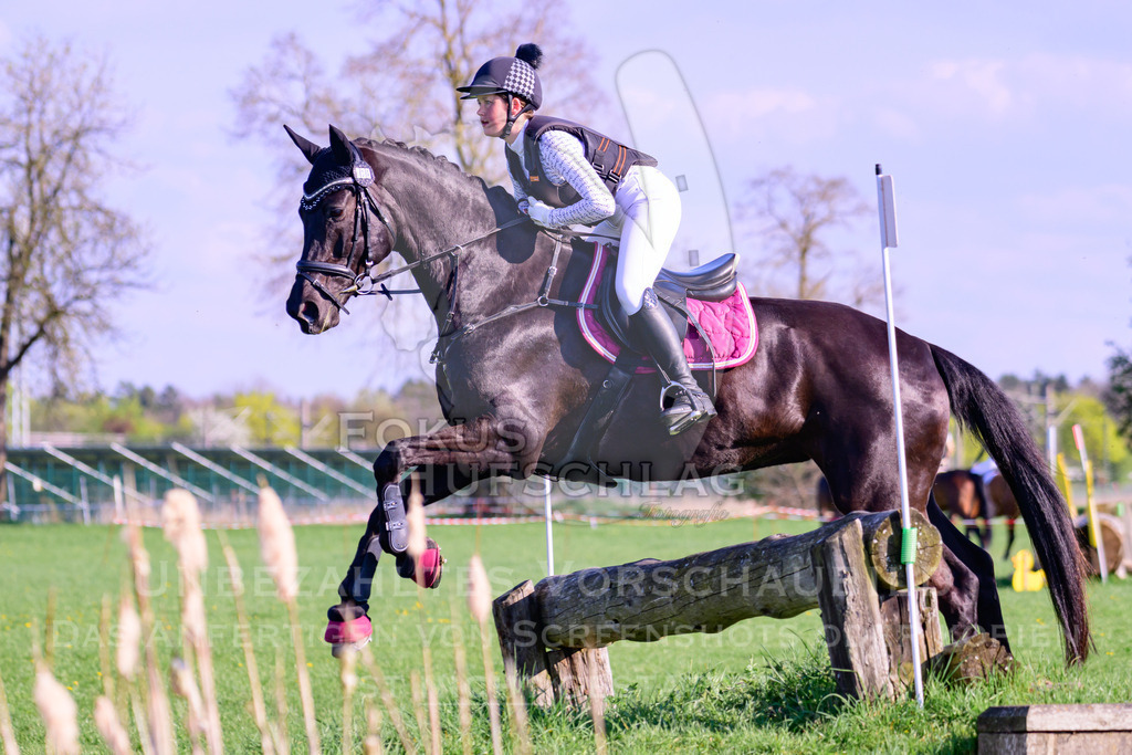 18042026-Gernlinden-04-1-1516 | Fokus Hufschlag Fotografie - Realisiert mit Pictrs.com