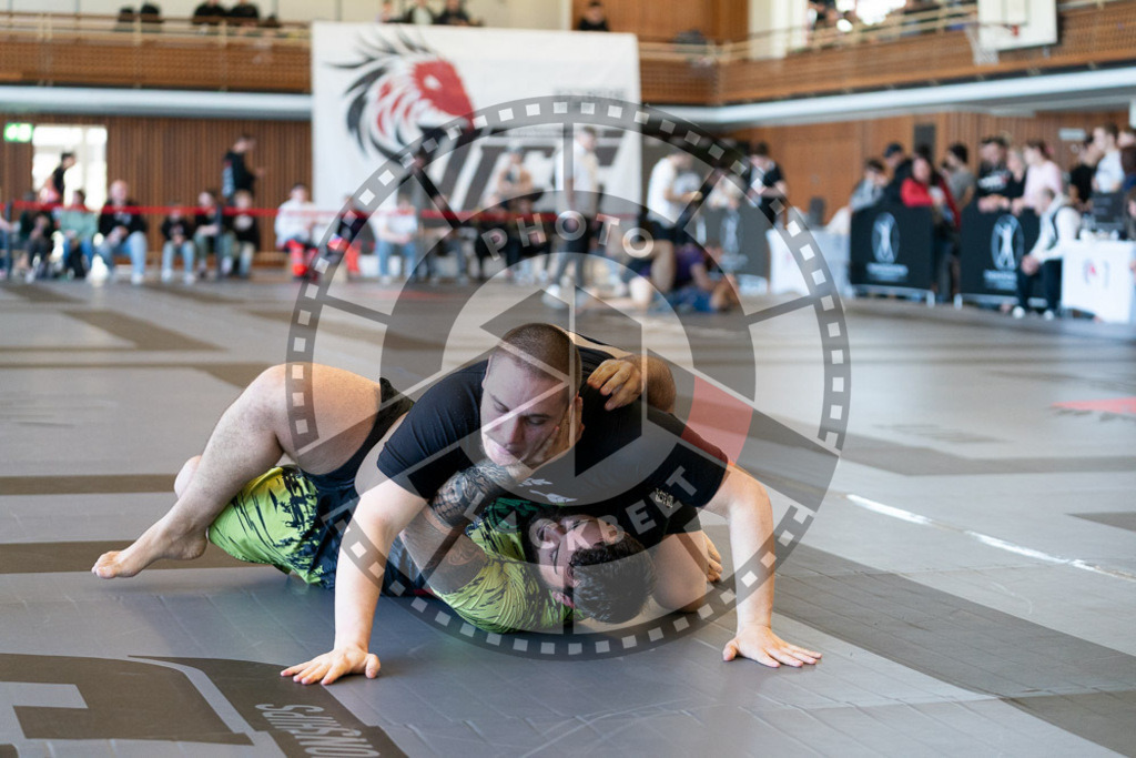 20250329PBB2146 | Fighters compete during the International Luta Livre (ILLCS) Germany IX Spring 2025 Competition spring on March 29, 2025 in Hannover, Germany.© Chiara Dazi