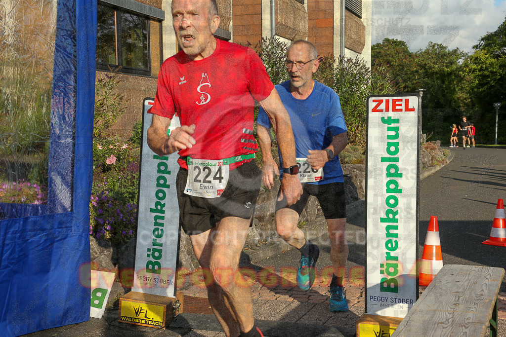 250801_1921_EX1_7698 | Sportfotografie im Rhein-Sieg Kreis, Köln, Bonn, NRW, Rheinland Pfalz, Hessen, etc. Unser Tätigkeitsfeld umfasst den Laufsport vom Volkslauf über den Marathon, Duathlon, Triathon bis zum Ultralauf wie Kölnpfad Ultra oder Schindertrail.