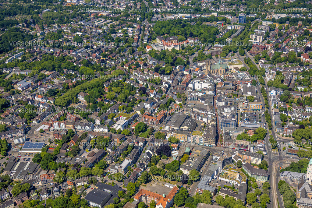 Gelsenkirchen250506628 | Luftbild, Innenstadt City Gelsenkirchen-Buer Hochstraße mit Dom kath. Propsteikirche St. Urbanus, Buer, Gelsenkirchen, Ruhrgebiet, Nordrhein-Westfalen, Deutschland
