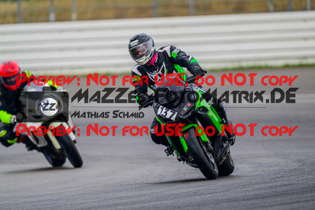 MaZZes_Fotomatrix_20240923_6007705_1092 | Fotograf Mathias Schmid
Sportfotograf,
Eventfotograf,
Hochzeitsfotograf,
Portraitfotograf