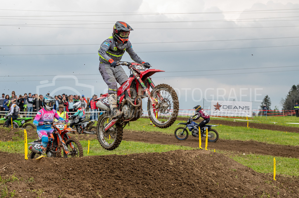 Motocross Schlatt bei Winterthur - 30. April 2022 | Motocross Schlatt bei Winterthur
MC Wila, Schlatt bei Winterthur
Bild: Sportfotografie Markus Aeschimann | www.markus-aeschimann.ch - Realisiert mit Pictrs.com