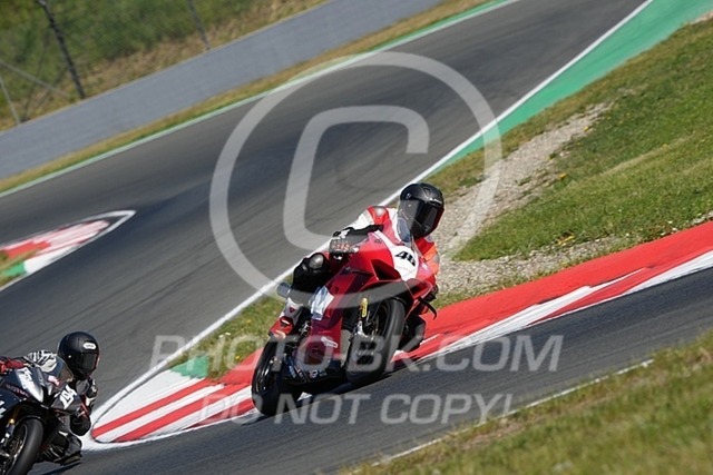 2025_05_12_PBK_15447 | Sportfotografie; SlowMotion; Video; Rennstrecke; Hafeneger; Speer; Racing; RSE; BMW; CBO; Trackday; Motorsportarena; Hockenheimring; Brno; Most; Barcelona; Valencia