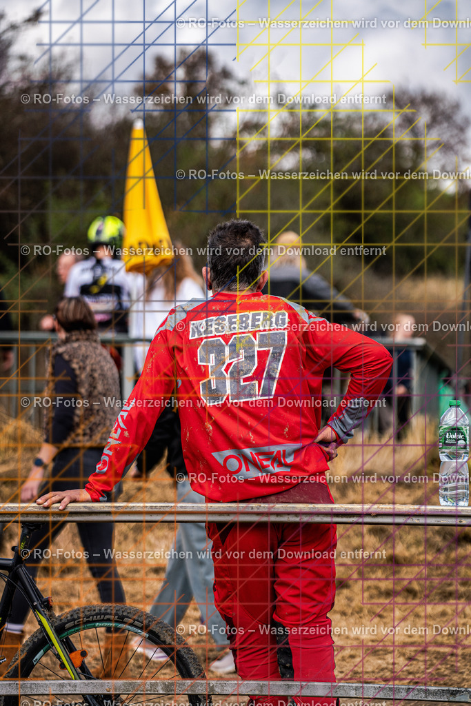 Sechshelden 2026 Samstag -75 | Sportfotografie von RO-Fotos: Motorsport, Motocross, Enduro, Laufveranstaltungen und Triathlon. Professionelle Fotos von Sportlern und Events. - Realisiert mit Pictrs.com