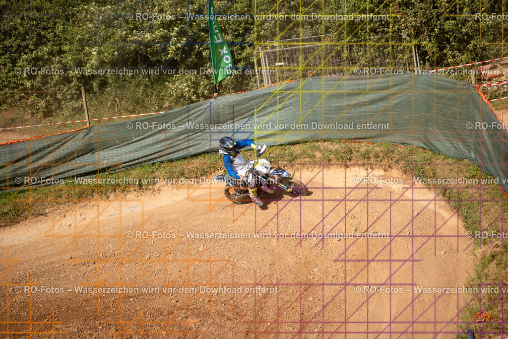 Niederwürzbach 1 Lauf -83 | Sportfotografie von RO-Fotos: Motorsport, Motocross, Enduro, Laufveranstaltungen und Triathlon. Professionelle Fotos von Sportlern und Events. - Realisiert mit Pictrs.com