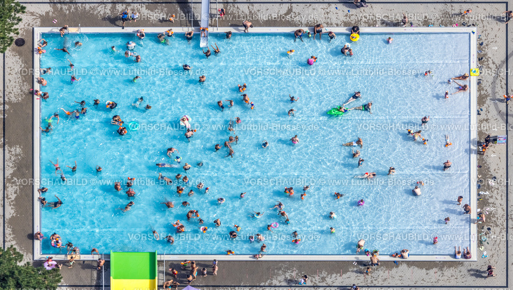Oberhausen220800511-2 | Luftbild, Revierpark Vonderort, Vonderort Freibad, Schwimmbad und Badegäste, Osterfeld, Oberhausen, Ruhrgebiet, Nordrhein-Westfalen, Deutschland