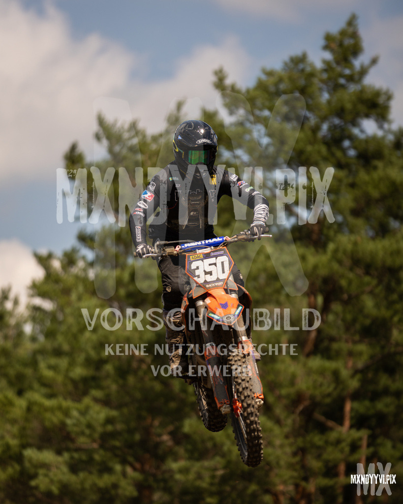 866A1779 | mxndyyvipix