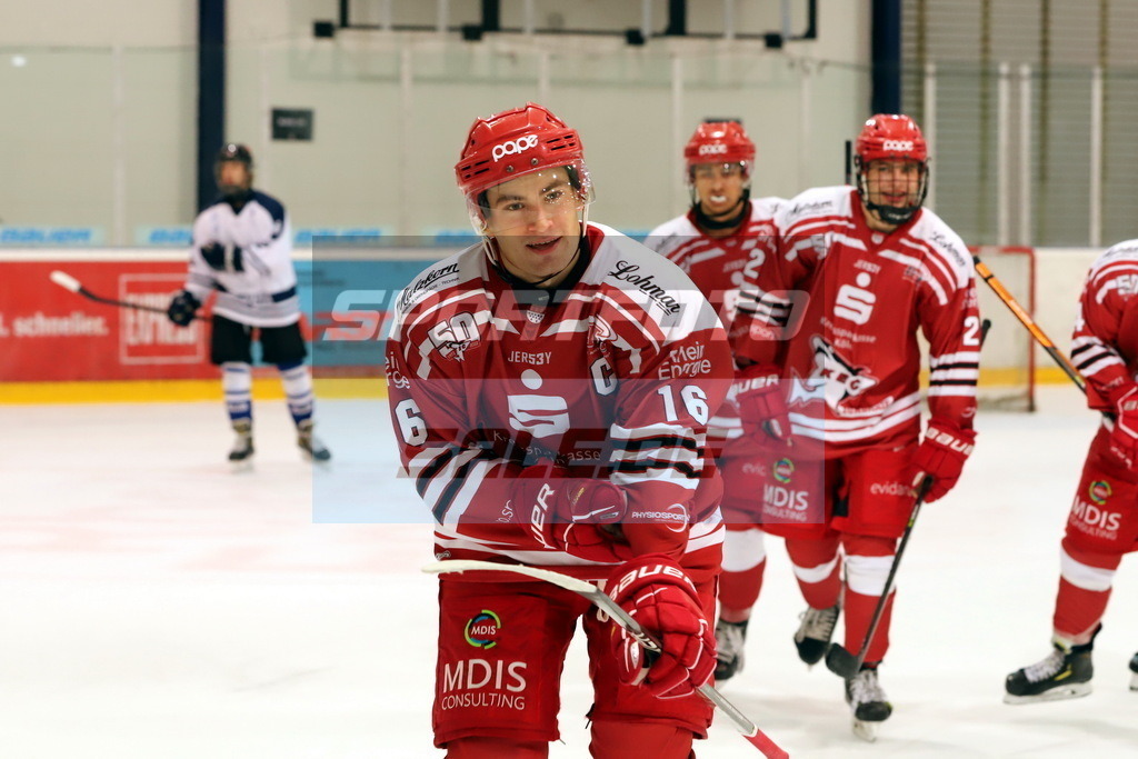 Tom Stumpe - KEC | Tom Stumpe - KEC - Realisiert mit Pictrs.com