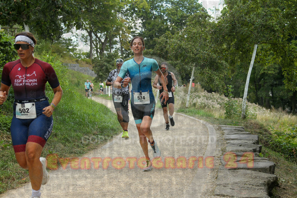 250824_1402_EX1_4738 | Sportfotografie im Rhein-Sieg Kreis, Köln, Bonn, NRW, Rheinland Pfalz, Hessen, etc. Unser Tätigkeitsfeld umfasst den Laufsport vom Volkslauf über den Marathon, Duathlon, Triathon bis zum Ultralauf wie Kölnpfad Ultra oder Schindertrail.