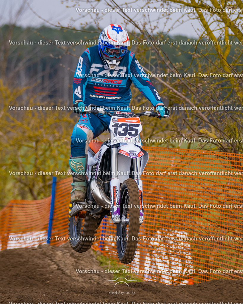 25_03_15_Schönfeld-6758 | Sportfotografin aus Berlin-Brandenburg mit Fokus auf Motocross. Ich halte deine sportliche Leistung und echte Emotionen auf und neben der Strecke professionell fest. Entdecke die Fotos von deinem Rennen und bestelle sie direkt hier im Shop.