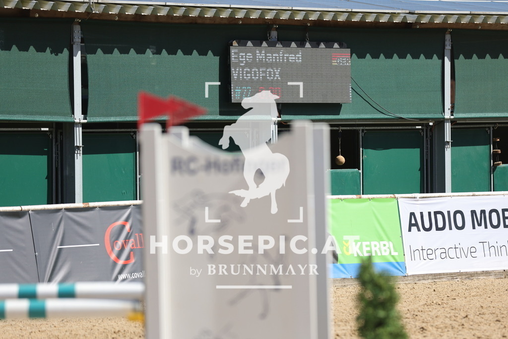 0P6A7607 | Willkommen bei Brunnmayr - Design & Fotografie – Ihrem Spezialisten für Reitturniere und Pferdeveranstaltungen in Oberösterreich, Salzburg und Bayern! Seit über 17 Jahren sind wir leidenschaftlich dabei.