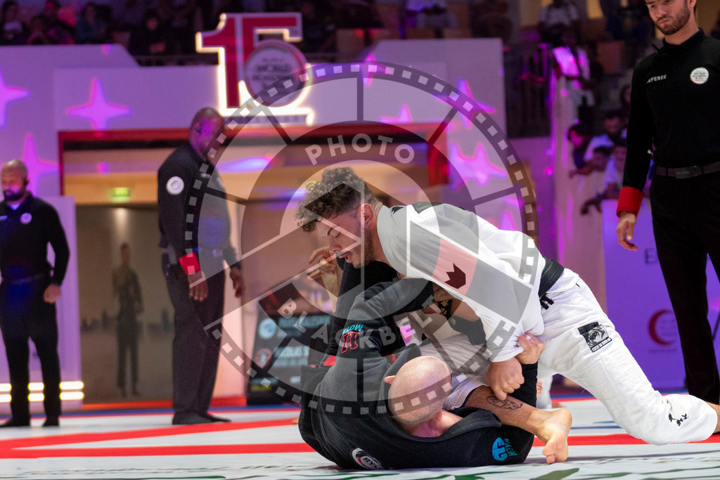 20231109PBB3618 | Fighters compete during the AJP World Professional Championship in the Mubadala Arena in Abu Dhabi, Arab United Emirates, on November 9, 2023.