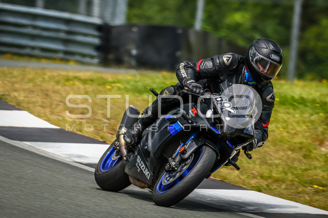 0690-260606BB-015_690 | Deine Full-Service-Agentur für ✔️Videoproduktionen und ✔️Motorsportfotografie Jetzt Angebot anfragen!