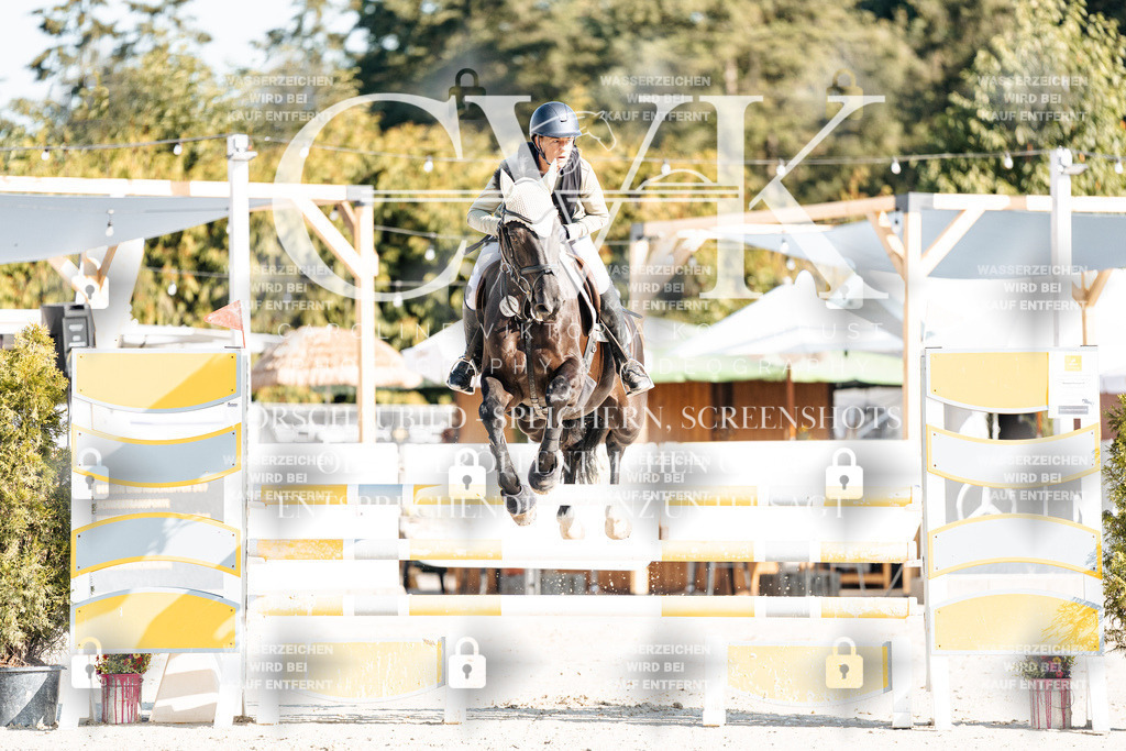 CK901649 | Turnierfotografie Pferdefotografie Trier Rheinland-Pfalz Pferdesport Reitsport Tierfotografie Sportfotografie Pferdevideo Pferdevideografie Equestrianvideography equestrianphotography  - Realisiert mit Pictrs.com