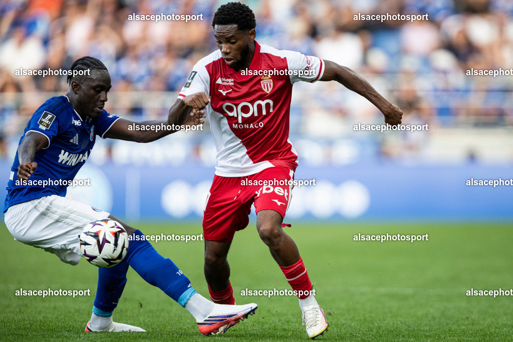 9L6A8177 | Stanis Idumbo #17 (AS Monaco) et Mathis Amougou #16 (Racing de Strasbourg) - Realisiert mit Pictrs.com