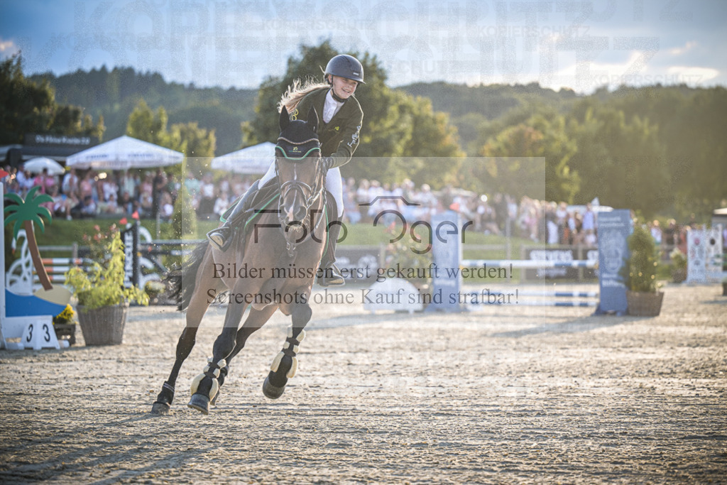 DOS_0312 | Entdecke hochwertige Reitturnierfotos von Foto Oger. Professionell, emotional und authentisch – jetzt Lieblingsmomente im Shop bestellen.Deutschlandweite Turnierfotografie. - Realisiert mit Pictrs.com