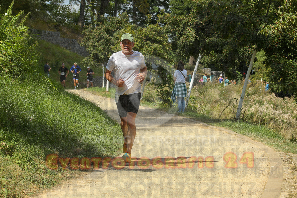 250824_1335_EX1_2884 | Sportfotografie im Rhein-Sieg Kreis, Köln, Bonn, NRW, Rheinland Pfalz, Hessen, etc. Unser Tätigkeitsfeld umfasst den Laufsport vom Volkslauf über den Marathon, Duathlon, Triathon bis zum Ultralauf wie Kölnpfad Ultra oder Schindertrail.