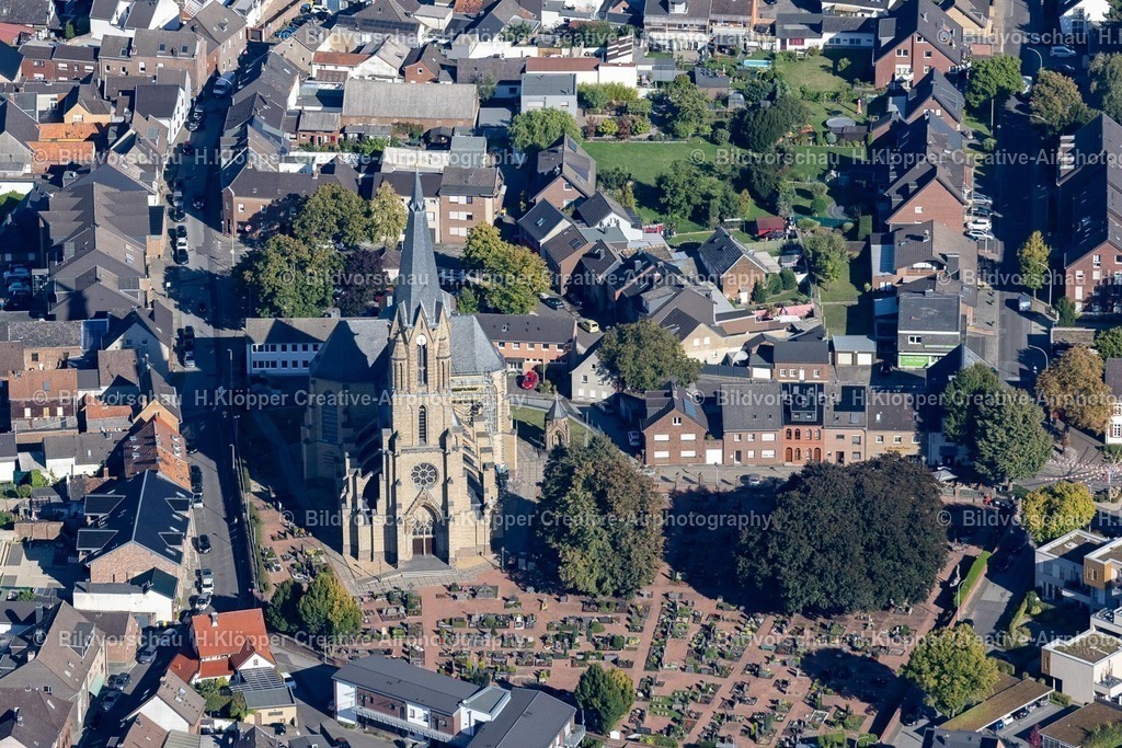 Lufbilder Grevenbroich-5730 | Katholische Pfarrkirche St. Mariä Himmelfahrt in Gustorf - Realisiert mit Pictrs.com