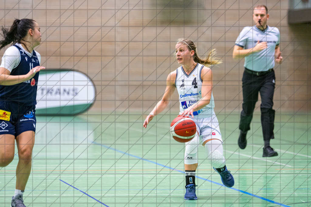 2. DBBL Nord 25/26 | Spieltag 08 | BBC Osnabrück vs. LionPride Braunschweig | 16.11.25: 2. DBBL Nord 25/26 | Spieltag 08 | BBC Osnabrück vs. LionPride Braunschweig / Osnabrück / Deutschland  //   CREDIT:www.bullenfotos.de, Martin König, Hörner Weg 40, D-49078 Osnabrück, +4917663732967 // Nutzung und Weitergabe nur zu den vereinbarten Zwecken. Presseanfragen an Ersteller. Alle Rechte beim Ersteller. Honorierung nach MFM. - Realisiert mit Pictrs.com