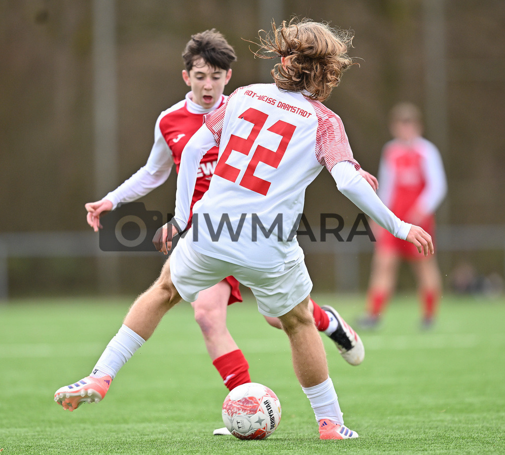 Fussball I Herren I Saison 2025-2026 I Bundesliga I 6. Spieltag I Eintracht Frankfurt - FC Bayern München  | MWMARA - Realisiert mit Pictrs.com