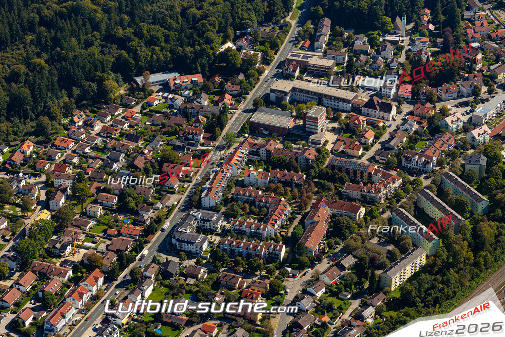 Aktuelles Luftbild von  Kirchseeon Kauf mit Lizenz / Bildrechten möglich- Die Luftaufnahme wurde 2021 mittels UL-Flugzeug erstellt ( keine Drohne ) - hochauflösende Kamera-Systeme von  Canon -Beste Qualität - Für grossformatige Ausdrucke geeignet. Die Geschenkidee !
