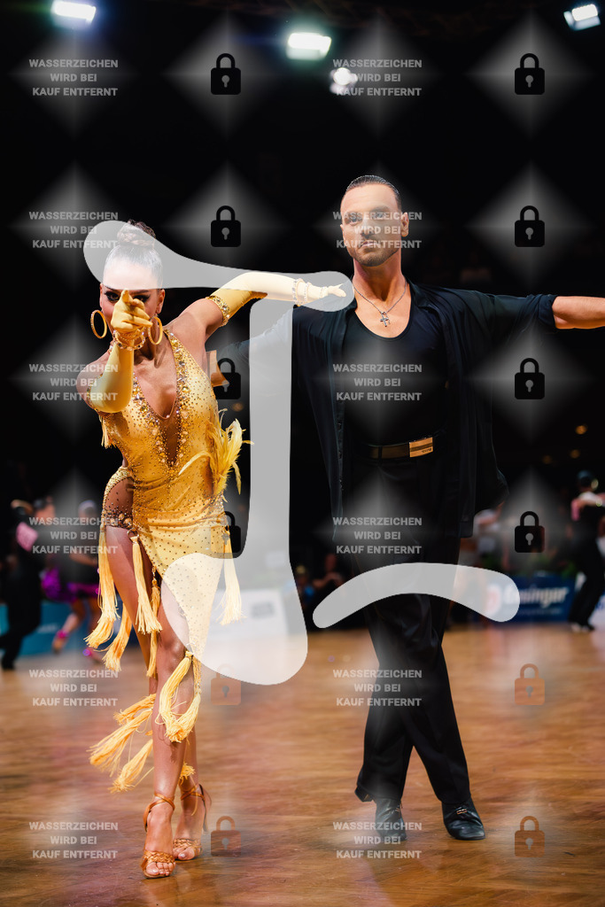 GOC 2025 - WDSF GrandSlam Latin 30th (22) Andrei Petcu _ Alexandra Motoc (Germany)-2025-08-23-2049 | Webshop for digital downloads and prints of dance sport, event & show photographer Julian Link - Realisiert mit Pictrs.com