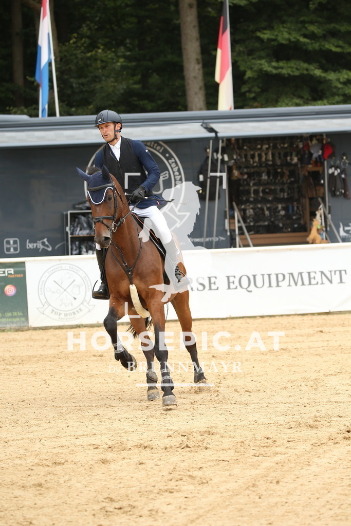 DL2Q6961 | Willkommen bei Brunnmayr - Design & Fotografie – Ihrem Spezialisten für Reitturniere und Pferdeveranstaltungen in Oberösterreich, Salzburg und Bayern! Seit über 17 Jahren sind wir leidenschaftlich dabei.