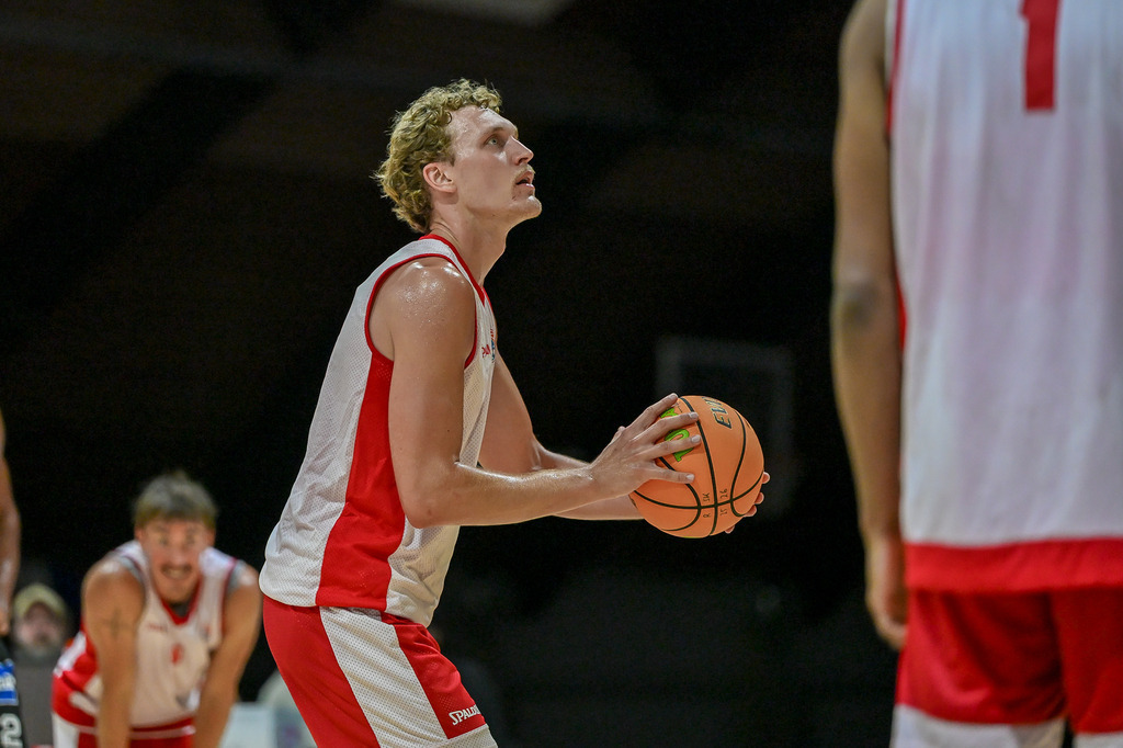 rsk_099 | Fotos von Basketballspielen aus dem Raum NRW fotografiert von Gero Mueller-Laschet und Daniel Schaefer - Realisiert mit Pictrs.com