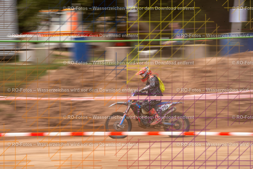 Niederwürzbach 5 Lauf-250 | Sportfotografie von RO-Fotos: Motorsport, Motocross, Enduro, Laufveranstaltungen und Triathlon. Professionelle Fotos von Sportlern und Events. - Realisiert mit Pictrs.com