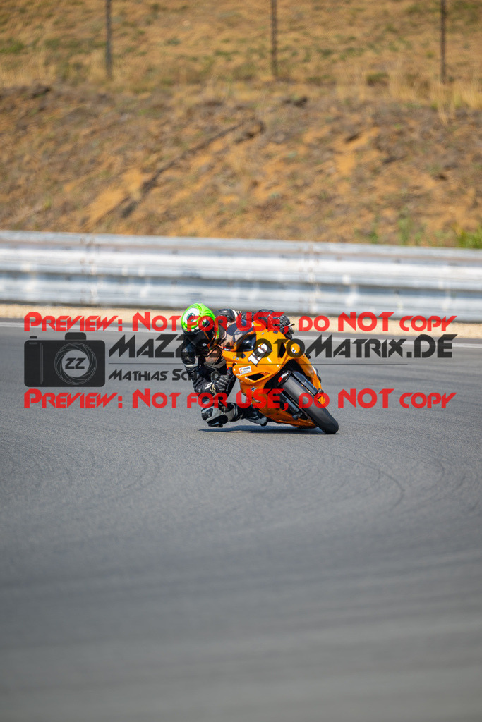 MaZZes-Fotomatrix-20260805-520716 | R1
