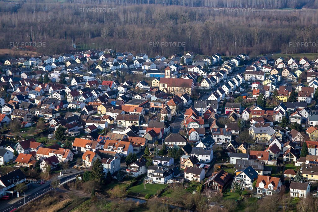 Luftbild: Rheinstr im Ortsteil Neuburgweier in Rheinstetten im Bundesland Baden-Württemberg in Deutschland. Foto: IMG_085477.jpg vom 24.12.2015 durch Werner Riehm/FLY-FOTO.de