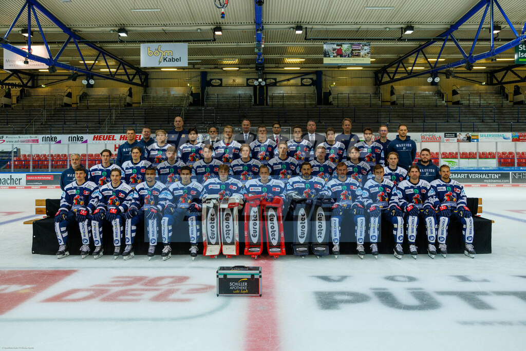 Iserlohn Roosters Teamshooting | Fotodatenbank für Print- und Onlinemedien mit den Schwerpunkten Fußball, Eishockey, Basketball, Handball, Wintersport und Leichtathletik - Realisiert mit Pictrs.com