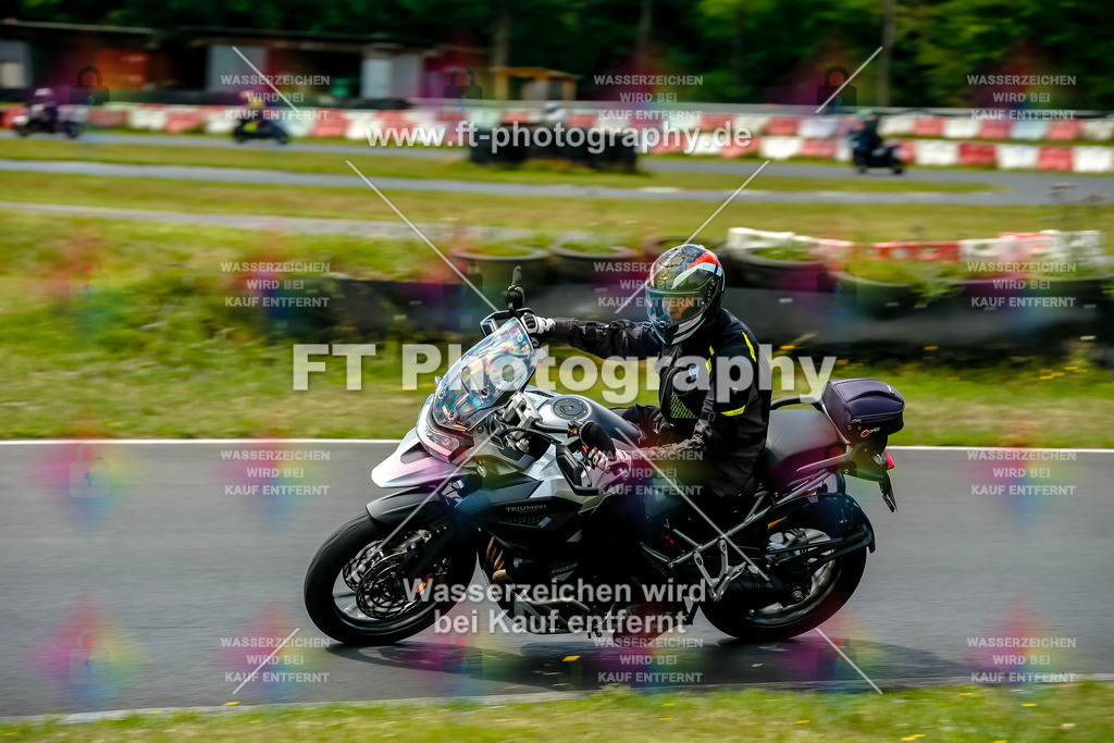 VBK-4838 | Hier findet Ihr Bilder von Touristenfahrten auf der Nürburgring Nordschleife oder von anderen Veranstaltungen die ich besucht habe. Viel Spass beim Durch Schauen 