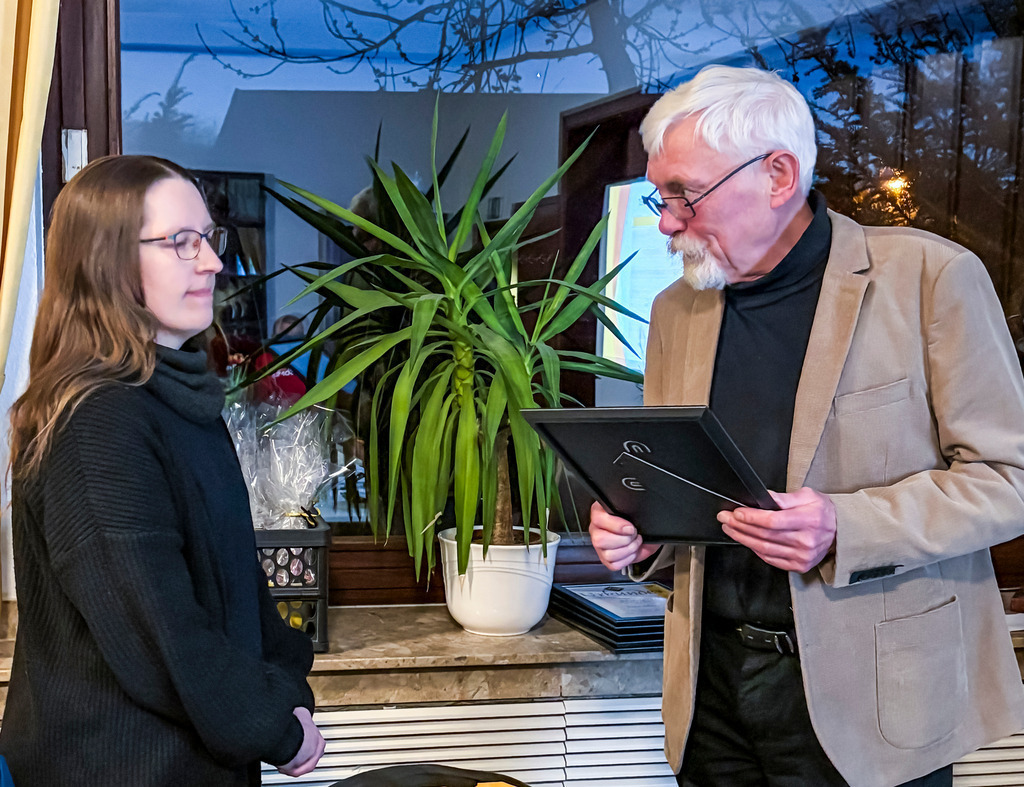 top-top.de 260326-009 | Foto, Video, Fotografie, Videografie, Fotobox, DJ, Discjockey, Musik, Musikbox, Veranstaltung, Photobooth, Amazon, Ebay, Buchtipp, Bestseller, Autor, Verlag, Buch, Wesel, Hamminkeln, NRW, Dinslaken, Rees, Drohne, Hochzeit, Party, Fotobox, Wesel, Fotograf