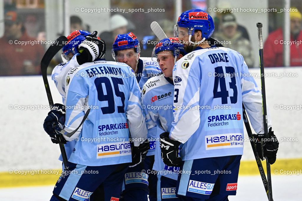EHC Althofen vs. ESC Steindorf 6.3.2024 | Jubel ESC Steindorf Mannschaft, #95 GELFANOV RUSLAN ESC Steindorf, #43 Oraze Martin ESC Steindorf, #46 Maurer Julian ESC Steindorf, #18 Pewal Martin ESC Steindorf, EHC Althofen vs. ESC Steindorf 6.3.2024, EHC Althofen vs. ESC Steindorf am 06.03.2024 in Althofen (Stadthalle Althofen ), Austria, (Photo by Bernd Stefan)