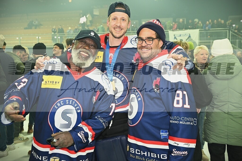 aaaaaDSC_3952 | Kaufen Sie Sportbilder im Onlineshop von Andy Scherrer Sportfotografie. Faszinierende Bilder von Sportevents aus der ganzen Schweiz. Fussball, Frauenfussball, Unihockey, Handball, Schwingen und weiteren Sportarten. - Realisiert mit Pictrs.com