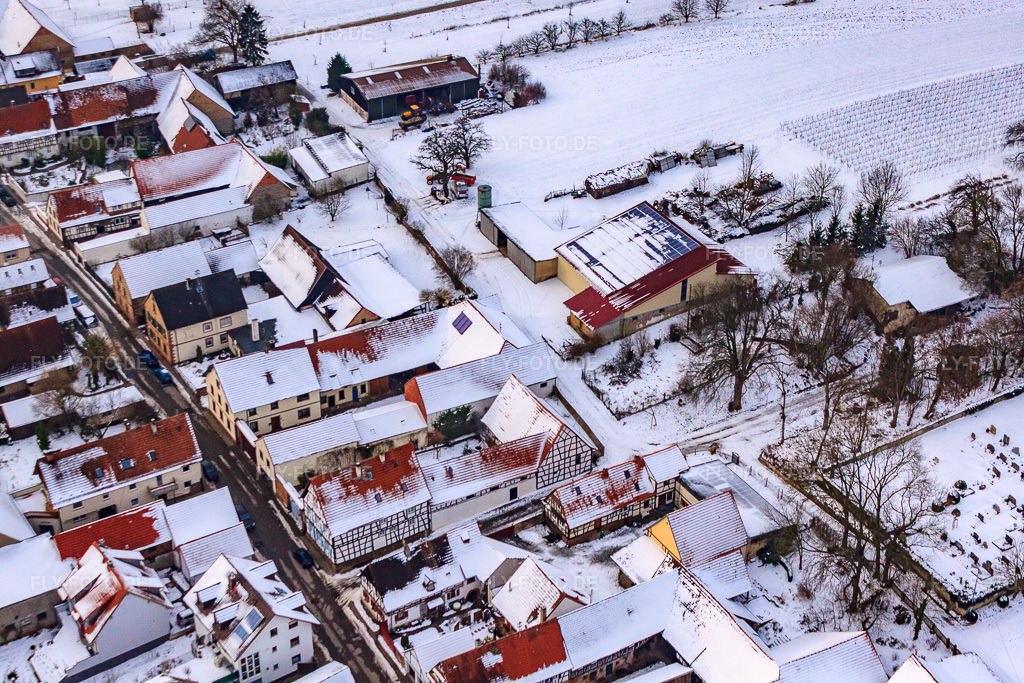Luftbild: Weingut Nagel bei Schnee in Vollmersweiler im Bundesland Rheinland-Pfalz in Deutschland. Foto: IMG_23630.jpg vom 16.01.2010 durch Werner Riehm/FLY-FOTO.de