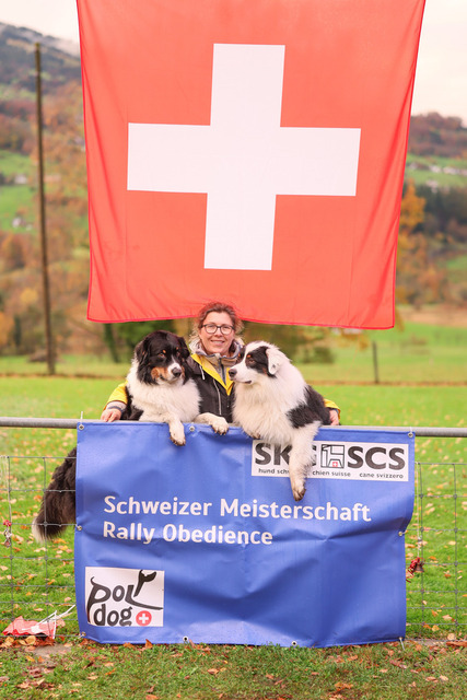 2025_Rally_Obedience_SM-308 | Ich fotografiere Hundeausstellungen, Sportanlässe, Zuchtstätten, Hundezucht, Hundeportrait, Lagotto - Realisiert mit Pictrs.com