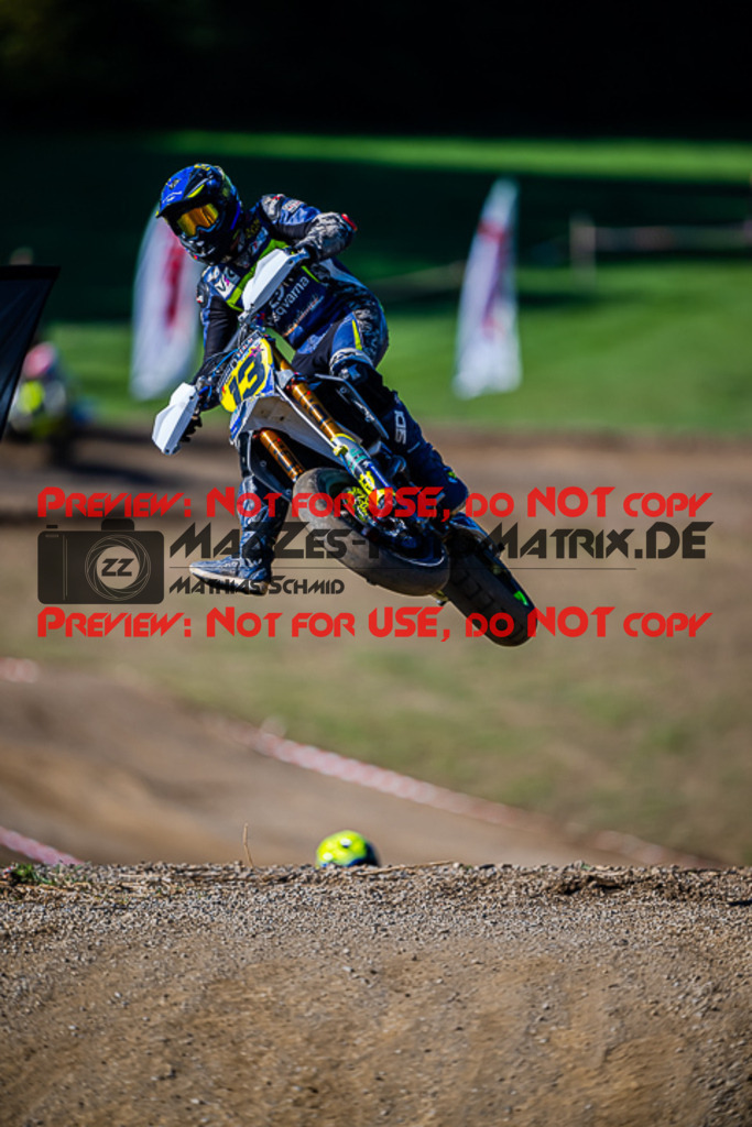 MaZZes_FotoMatrix_220903_0521 | S1