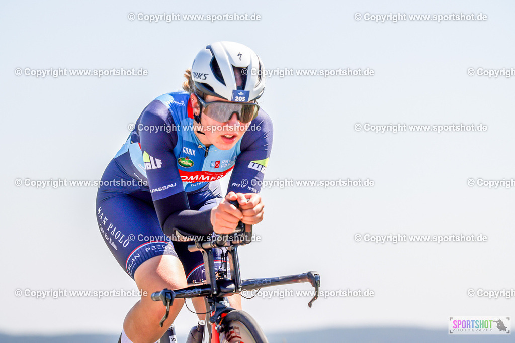 368A2523 | Neusiedlersee Radmarathon 2026@sportshot_your_pictrs #yourpictures#roadtowm2029 #nrm #neusiedlerseeradmarathon #neusiedlersee #neusiedlerseetourismus #burgenland #mörbisch #nrm26 #burgenlandtourismus #voglundco #poweredbyburgenlandtourismus #radsport #rad #marathon #ucigranfondo #visitburgenland #ucigranfondoworldseries