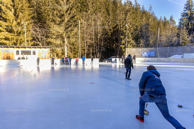 Gemeinde Eisstockturnier Steuerberg | Bildershop von pixelworld.at - Realisiert mit Pictrs.com