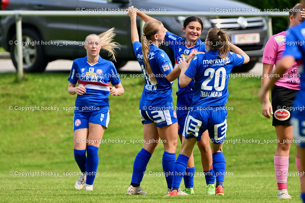 Carinthians Hornets vs. GAK 1902 Frauen | Jubel GAK Mannschaft, #19 Lisa-Marie Kous GAK, #10 Nadine Kügerl GAK, #25 Viola Parvizi GAK, #20 Lena Thalmann GAK, Carinthians Hornets vs. GAK 1902 Frauen, Carinthians Hornets vs. GAK 1902 Frauen am 01.09.2024 in Sachsenburg (Sportplatz Sachsenburg), Austria, (Photo by Bernd Stefan)