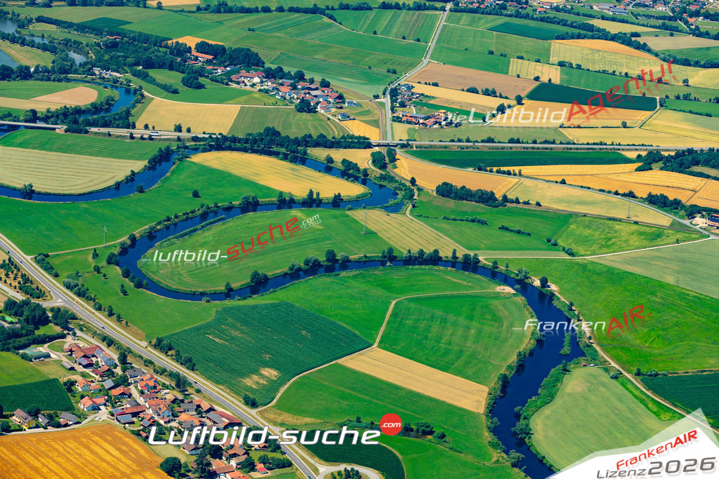 Die Luftaufnahme Schlondorf - Cham wurde 2022 vom Flugzeug aus (keine Drohne) erstellt. Hohe Auflösung -für große Poster und Wandbilder geeignet - Garantiert!