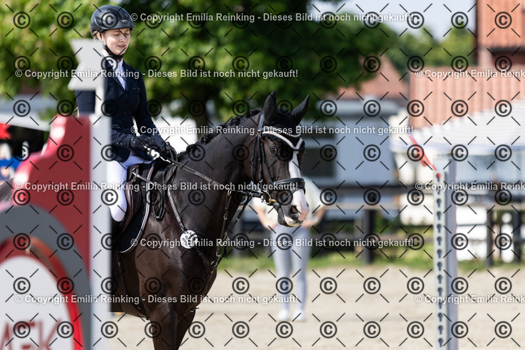 CL5A6595 | Emilia Reinking Fotografie - Realisiert mit Pictrs.com