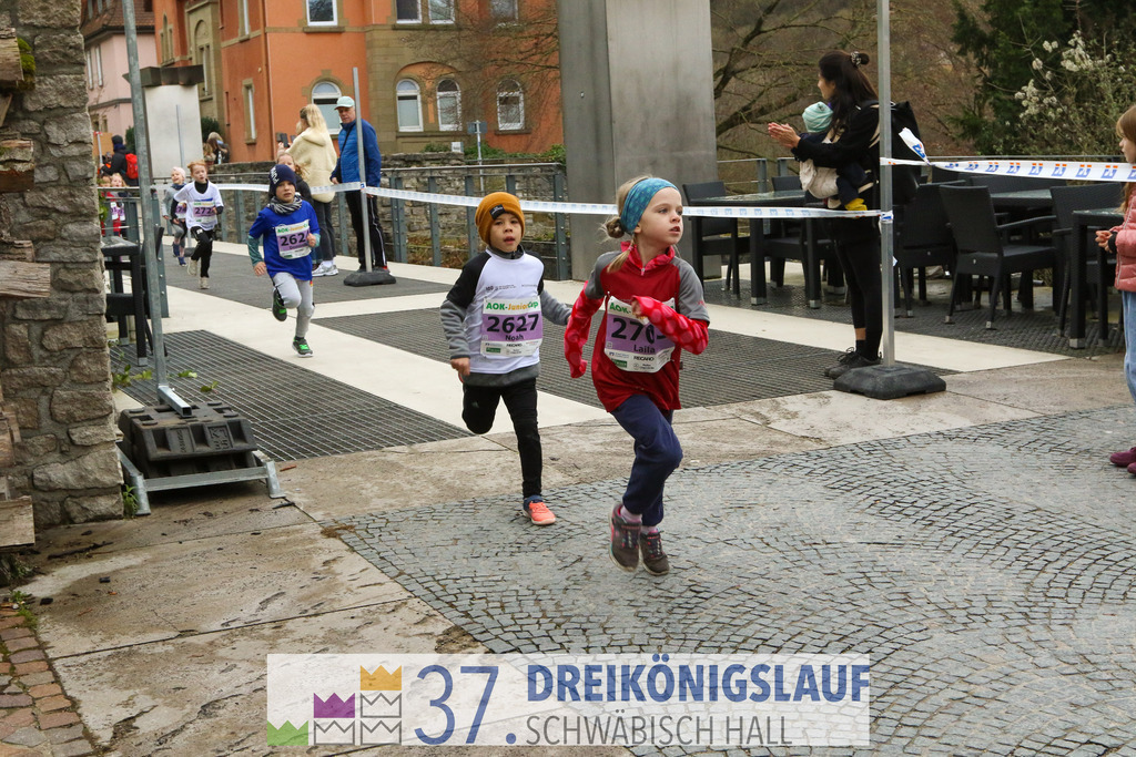 AOK JuniorCup 400m | 3Koenigslauf 2023 - Realisiert mit Pictrs.com